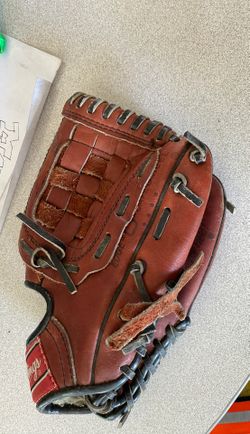 Tony Gwynn 9.5 Right Handed Glove