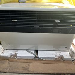 BRAND NEW! 15,000 BTU Friedrich Kuhl Window Air Conditioners