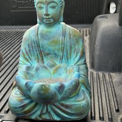 Buddha Statue 