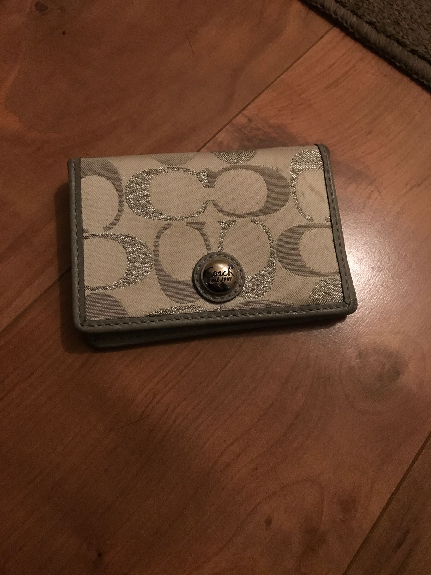 Coach ID wallet