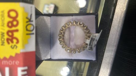 10k Diamond ring