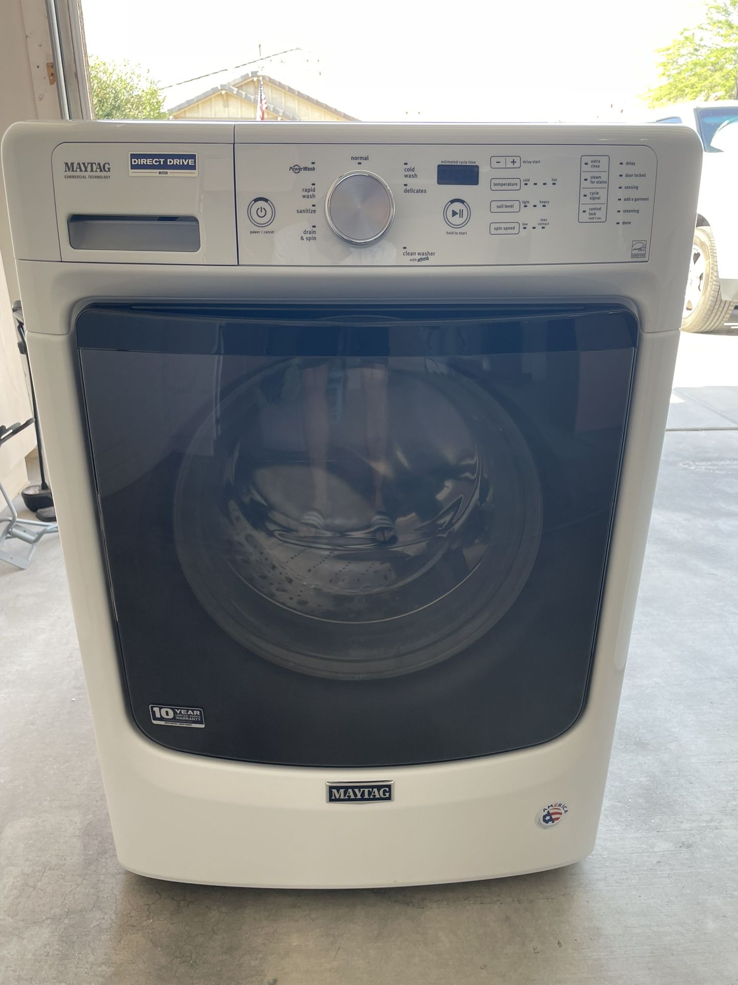 Maytag MHW3505FW1 Front Loading Washing Machine