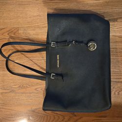 Michael Kors  Purse