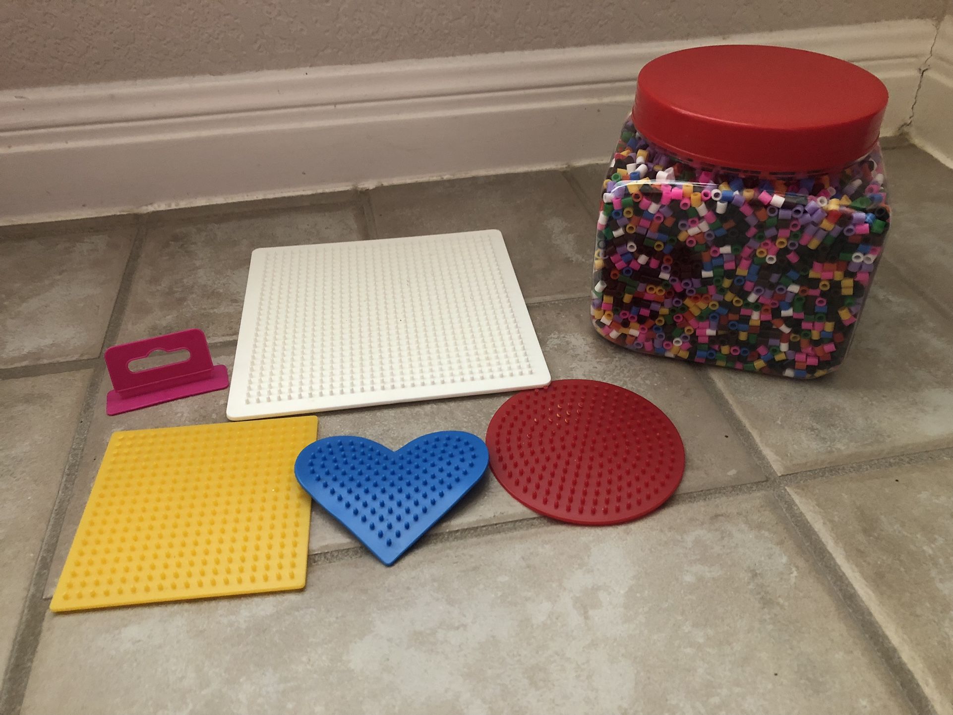 IKEA Pyssla Melting Beads (NEW) And 4 Templates