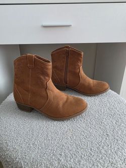 Girls brown ankle boots