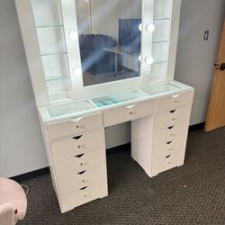 Large Tall Vanity - Showroom Model