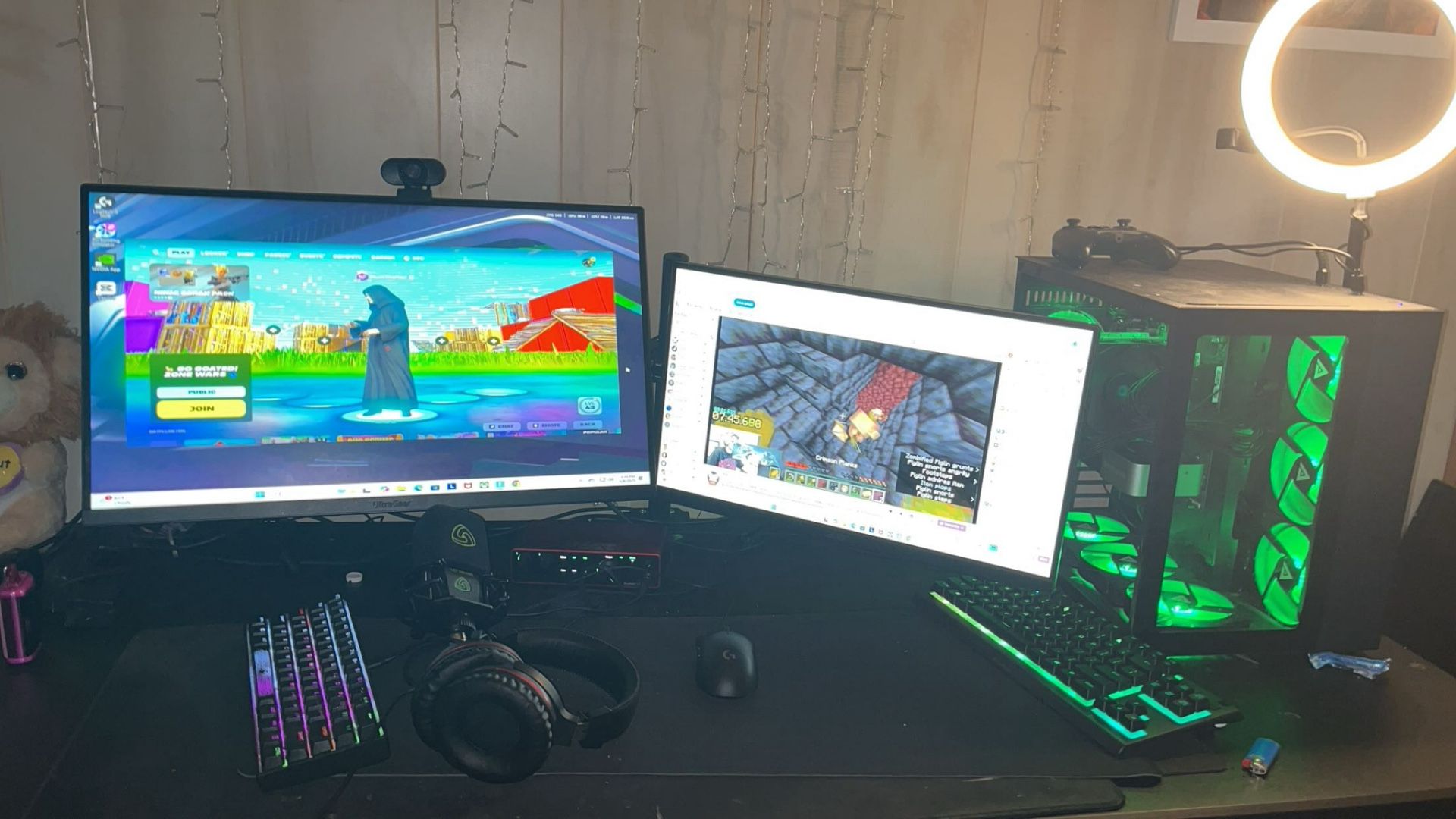 Leveno Gaming Pc With 2 Monitors, 3 Mousepads, Sound Box, Controller, Mouse’s, Mic, Webcam, 2 Keyboards, Headset