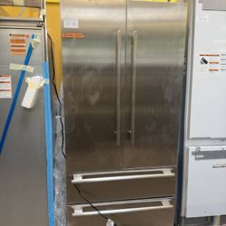 Thermador 36” built in refrigerator