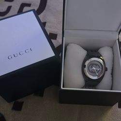 Gucci Sync XXL YA137109 Men's Quartz Rubber Strap Watch - Retail Price $670
