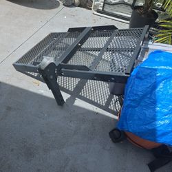 Carrier With Loading Ramp