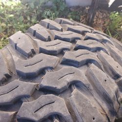 35x12.5 35 R18