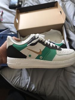 Air Force 1s Size 9.5