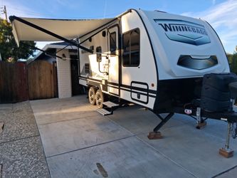 2020 Minni Winnebago 1800BH