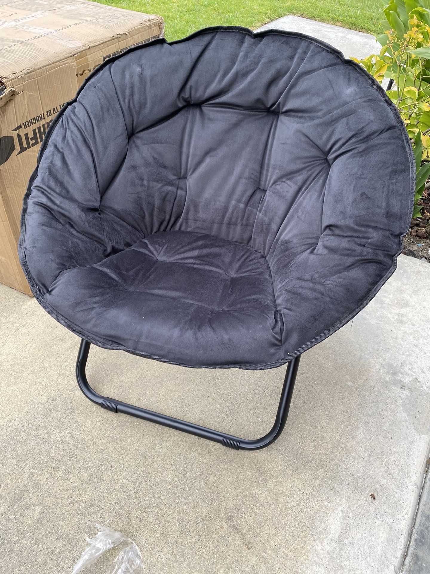 New Saucer Chair Comfy for Bedroom Dorm Living Room Reading - Faux Fur Round Chair for Teens with Folding Metal Frame (Black,23.6"×22"×29.5")