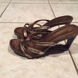 Women Sandal Size 8