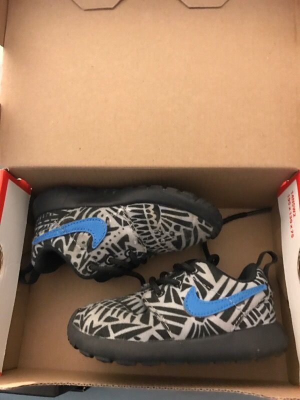 Nike Rosherun Print kids size 5c