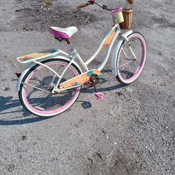 Ladies Huffy "Pretty In Pink" Panama Jack Beach Cruiser Bicycle 