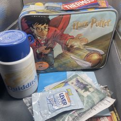 Harry Potter 2001 Vintage Original Book Potter Lunchbox