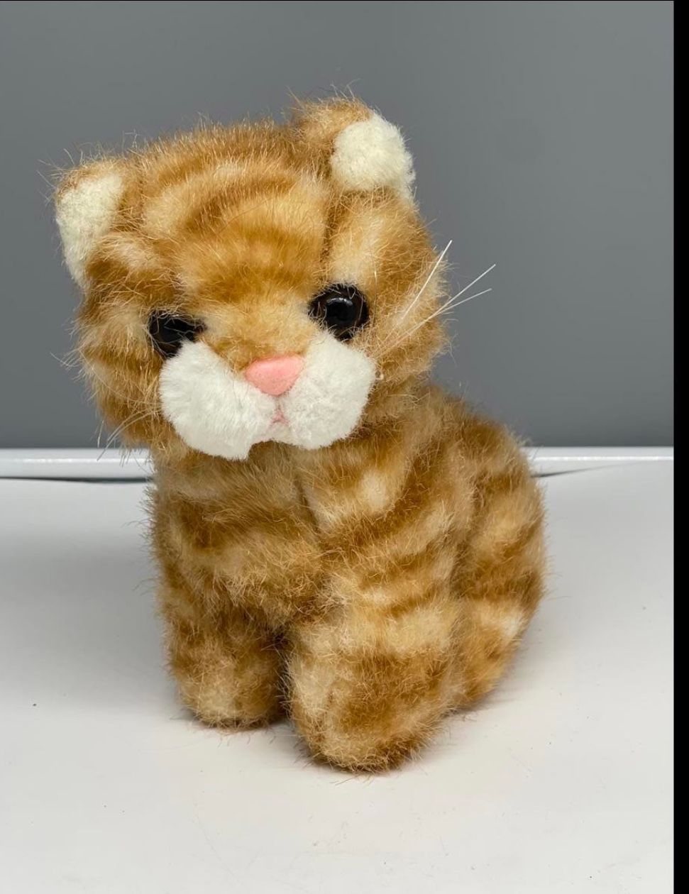 Aurora  realistic Tabby Cat 10 Pre-loved VGUC