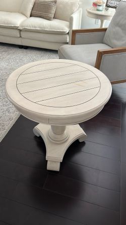 End table