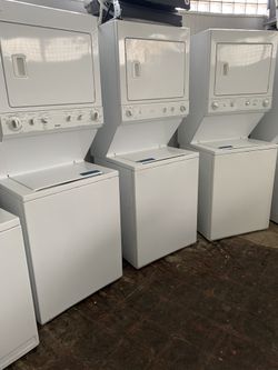 27in. Electric 220volts stackable washer|dryer unit in excellent conditions from $325 & up