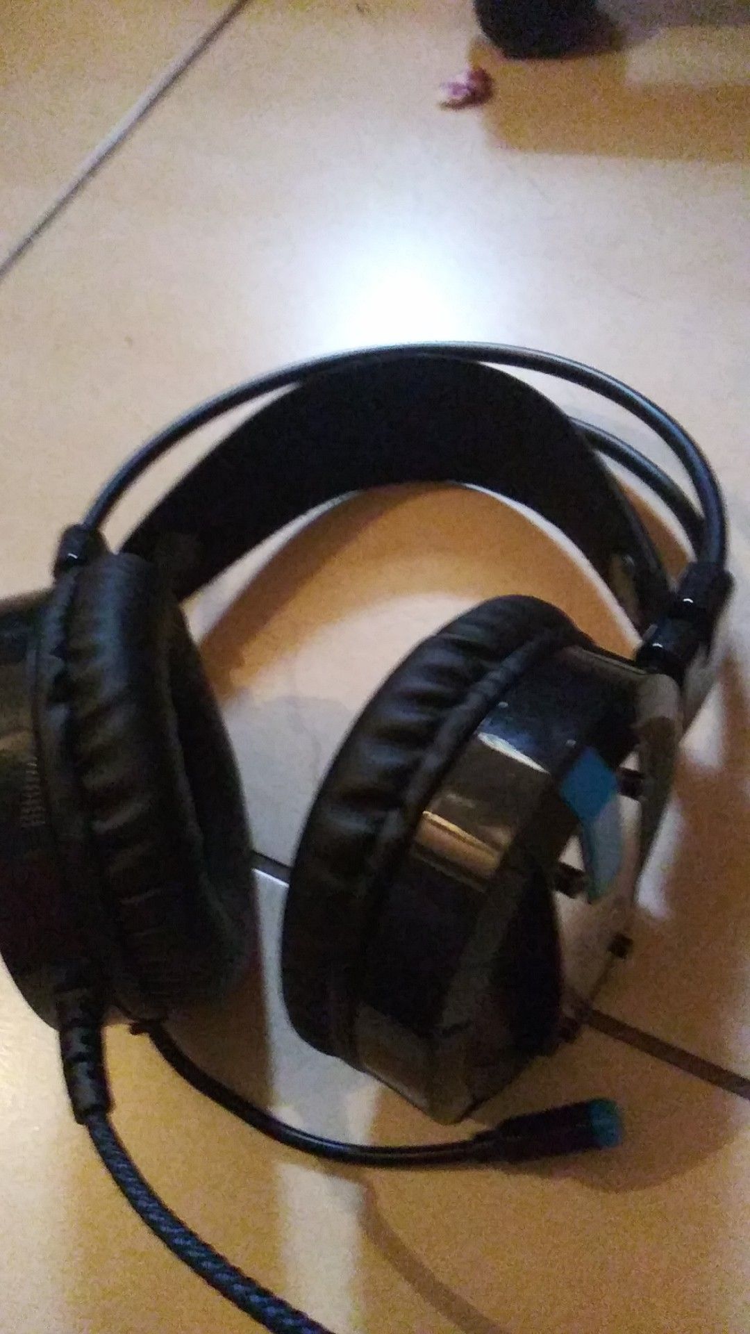 Gaming headphones