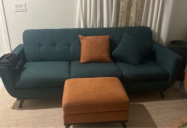 Sofa set basically new