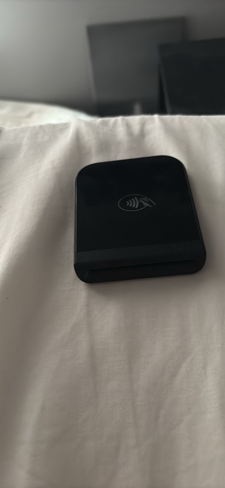 Card Reader -Tap and Insert Bluetooth