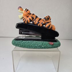 Disney Tigger Stapler Resin Green Grass Base w Flowers Whimsical Winnie the Pooh