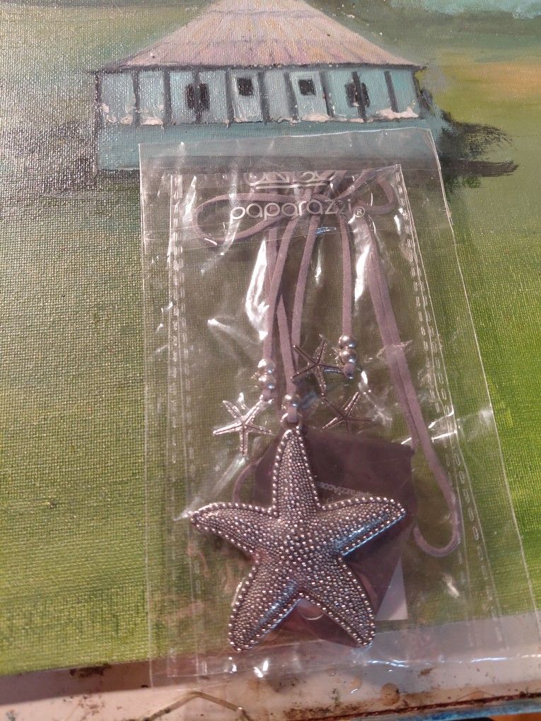 Paparazzi Starfish Sentiment silver necklace  starfish pendant 
