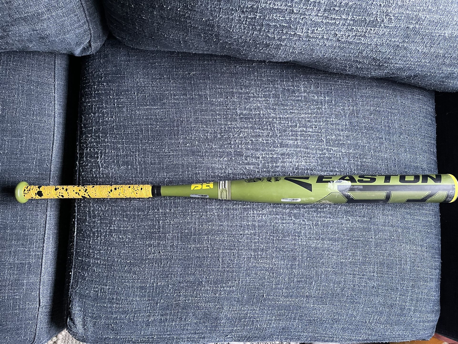 Easton Avocado FireFlex Slowpitch Softball bat 34" / 27.5oz USSSA CADO BPF 1.20