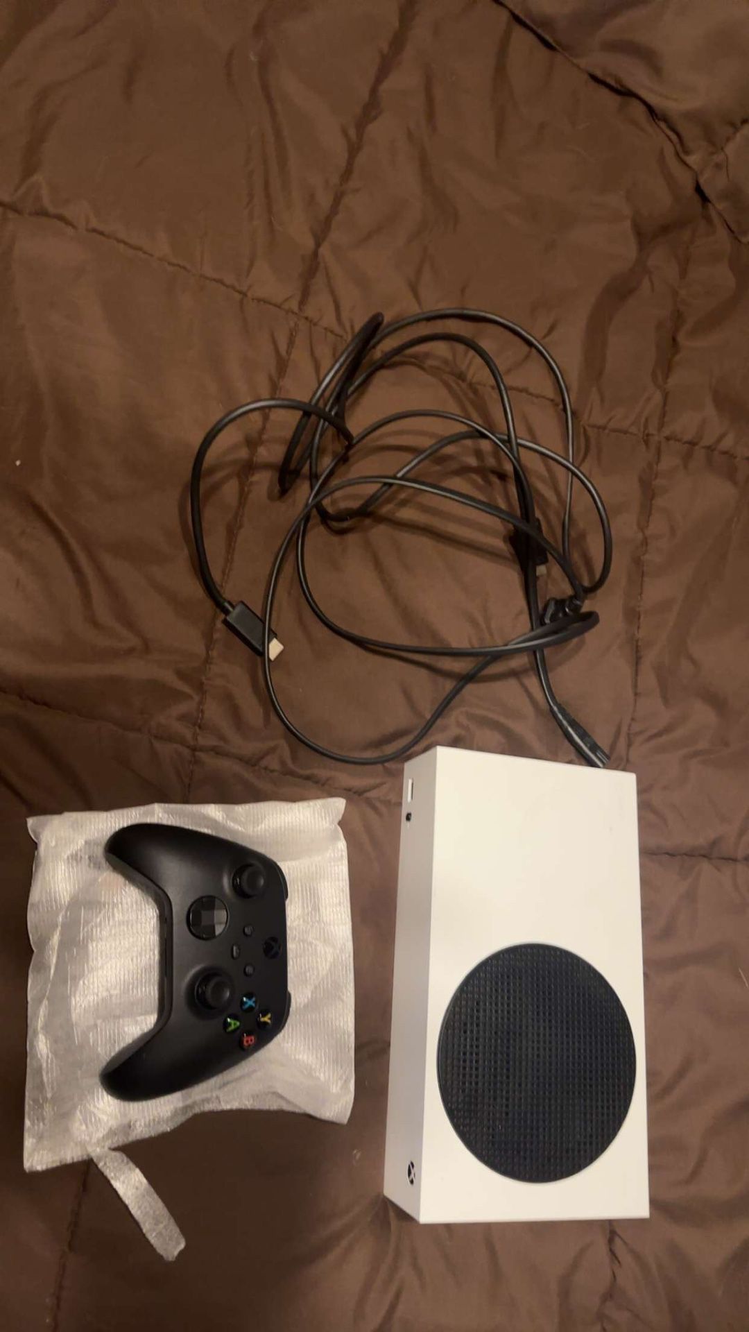 Xbox series S 512GB with brand new Controller
