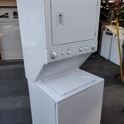 Stackable Washer And Gas Dryer 