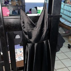 Crossback Formal Black Dress
