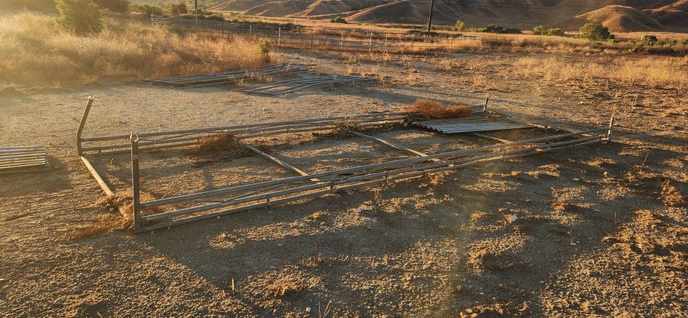 24ft Horse Shelter