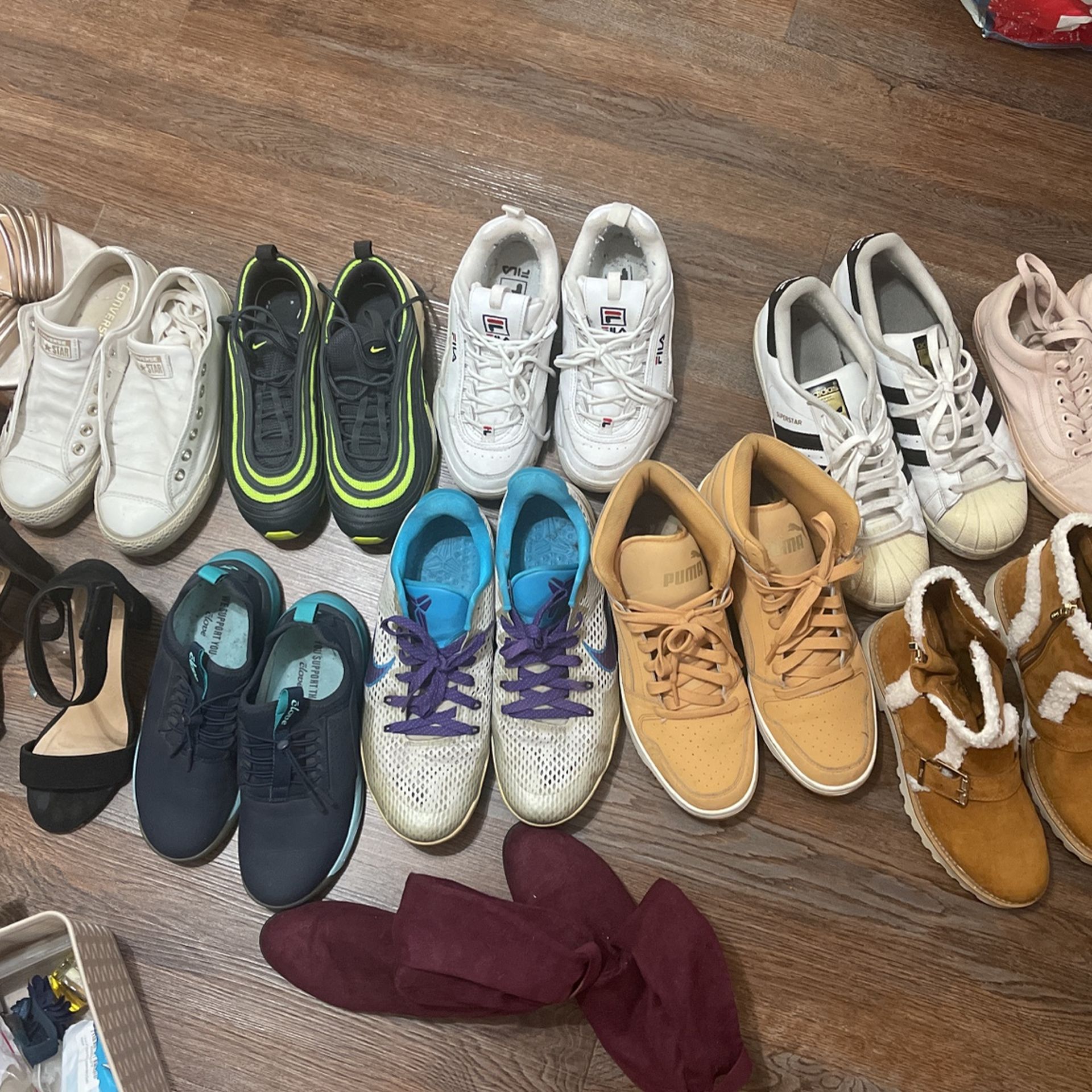 Boots, shoes, sandals, pumps (nike, adidas, puma, jordan, converse, vans)