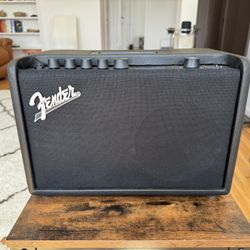 Fender Mustang GT