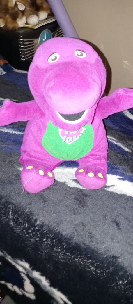 Barney Plush Toy Sings I Love You