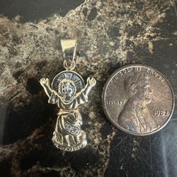 Solid 14k Yellow Gold Baby Jesus Pendant CZ Beautiful 1” 