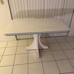 Strong Kitchen Table 