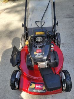 Toro Self-Propelled 22" Recycler