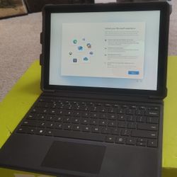 Surface Pro 7+ 