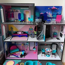 LOL Doll House 