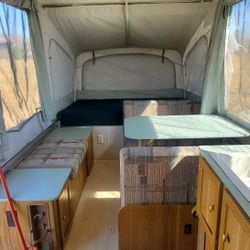 1993 COLEMAN tent Trailer In good to Fair Condition  .  Canvas Is In Excellent Condition $3700.00 OBO .