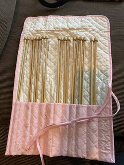Wooden Knitting Needles Set and Organizer 
