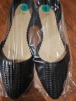 Women's shoes size 8