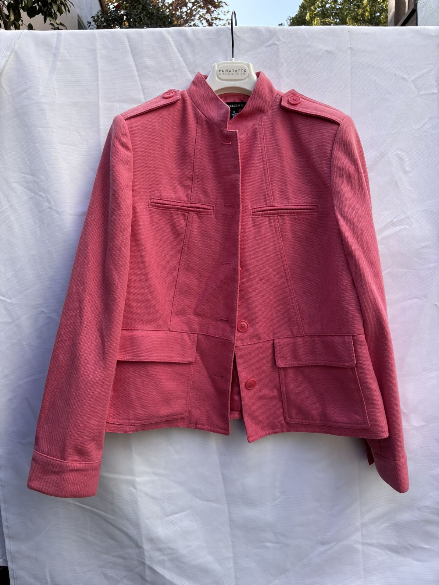 Ellen Tracy Size 10 pink blazer jacket has hidden buttons fully lined