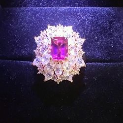 Beautiful Luxuriant Diamond Ring Size 7 Sterling Silver