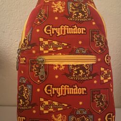 Harry potter Gryffindor Slingbag