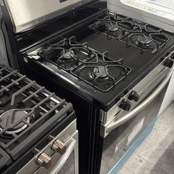 Frigidaire Four Burner Freestanding Gas Stove